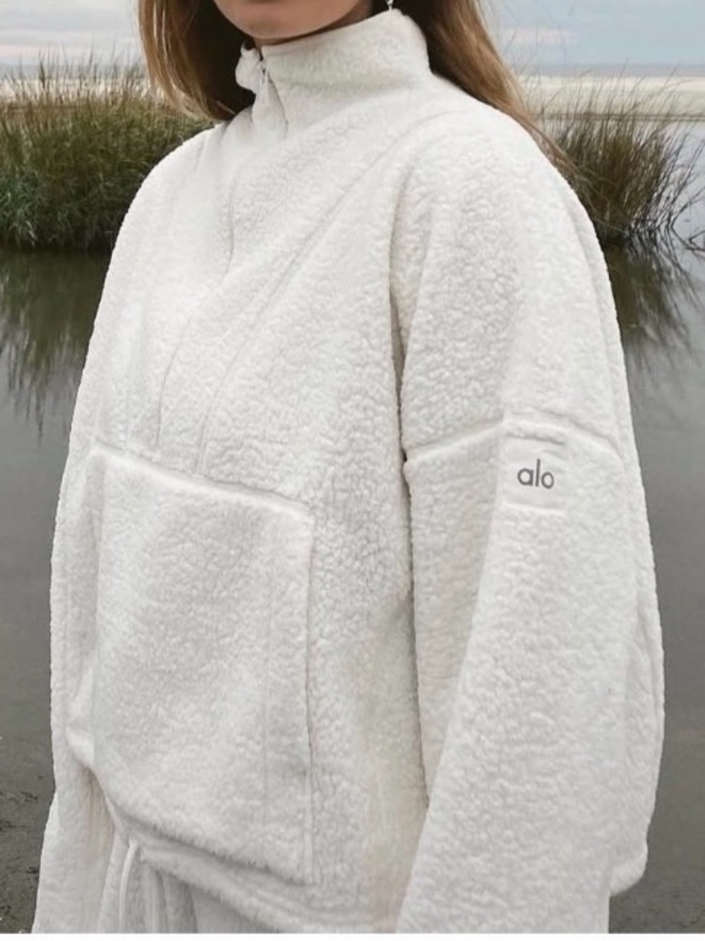 ALO yoga micro sherpa cozy cabin pullover